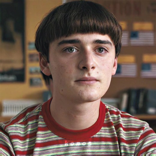 he was probably thinking about mike and him kissing before that😭 | #strangerthings #strangerthingsedit #willbyers #willbyersedit #viral | Will Byers Season 4 Bowl Cut Stranger Things Stranger things funny moments, Sayonara Meme Trend Funny Edit
