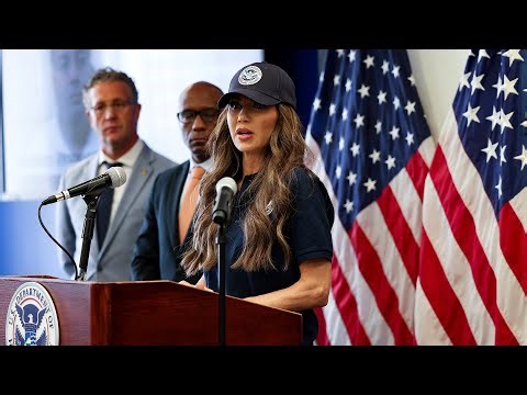 Kristi Noem speaks from the border in Brownsville, Texas | Telemundo English