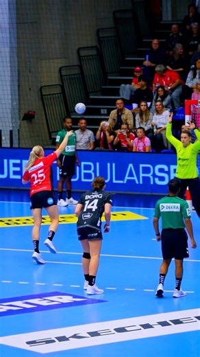 Not the best penalty of her career 🥲🥀 #handball #håndbold #ehfcl #clw