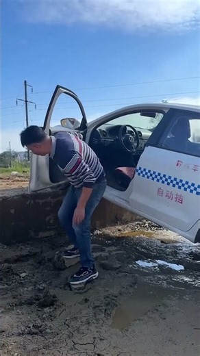 Even Experienced Drivers Can Sometimes Make Mistakes #automobile #drivingreview