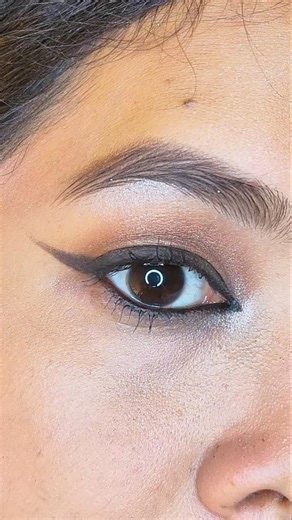 Simple Eye Makeup Tutorial for Beginners😱 makeup hack @callmejumi#makeuptutorial #eyemakeup #diy