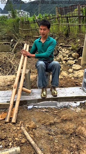 Golden Shoe in the Mud. 😂 ~ Building Wooden Log Cabin in Forest 🌲😘| Survival House Step by Step 10