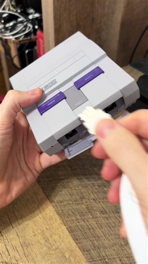 Wii Nunchuck In SNES Classic? | super nintendo classic edition