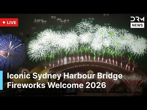 LIVE: Sydney Harbour New Year's Eve Fireworks 2026 – Spectacular Midnight Display