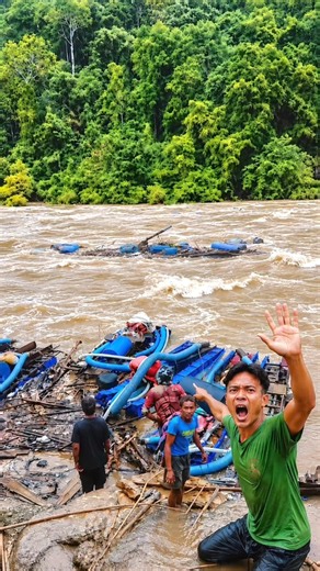 THE BIG FLOOD IN THE RIVER SIDE GOLD MINING #flood #riverflooding #rivergold #miningsites #mining