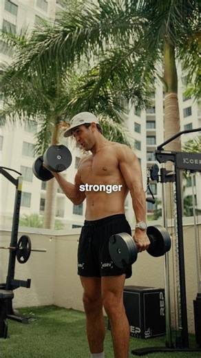 Are all jacked runners on steroids? #run #lift #hybridathlete