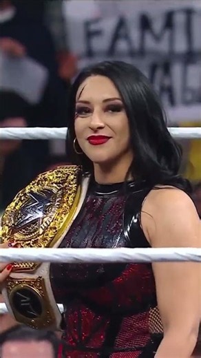 You are looking at the NEW Women’s World Champion… Stephanie Vaquer!!! 🔥🏆 #WWERaw