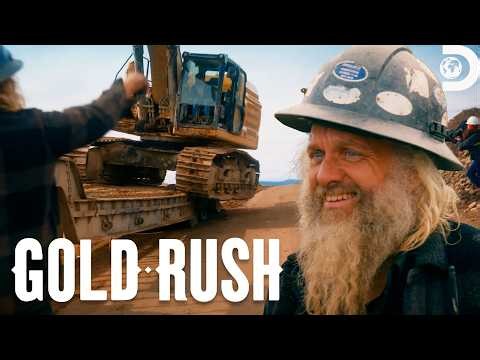 60-Ton Excavator Incident!? | Gold Rush | Discovery