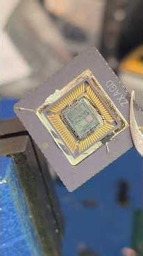 Inside a Motorola MC68000 #CPU
