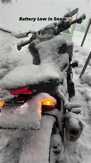 Battery Low in Snow 😱 | Extreme Winter Ride Gone Wrong ❄️🏍️