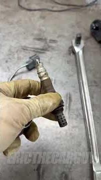 1995-2000 Honda Civic/Integra Rear O2 Sensor Connector Location