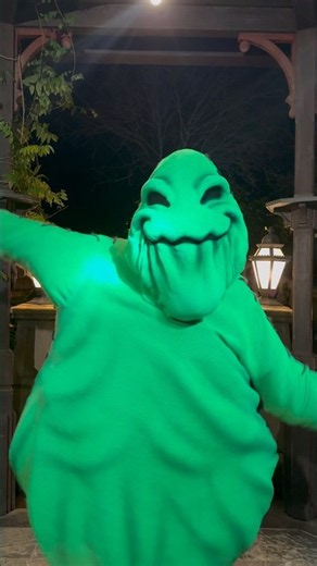 Oogie Boogie is the BEST Disney villain! 💚🎲👻 #oogieboogie #thenightmarebeforechristmas