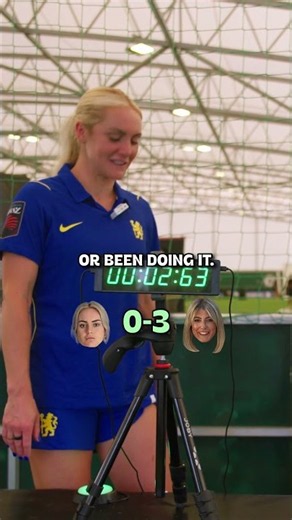 Ellie Carpenter vs Girlactico: Stopwatch Challenge! ⏱️⚽️