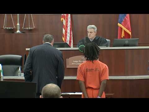 17-year-old suspect held without bond in deadly Westbury High School shooting