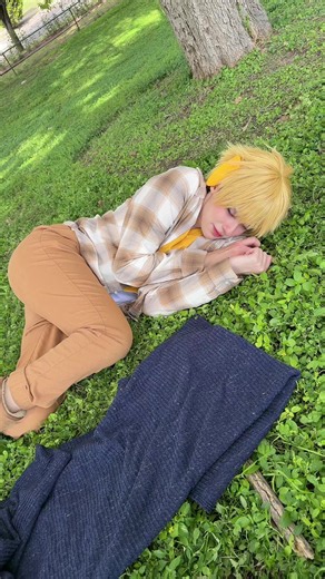Cobijita Finn cosplay — Cute Finn blanket cosplay inspiration