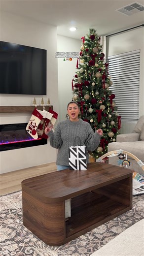 love using Chime to keep me on track with my budget even with simple things like shopping for stocking stuffers :shopping_bags: #ChimePartner #BankSmarterThisSeason