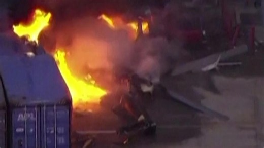 Los Angeles: News helicopter crashes, killing three