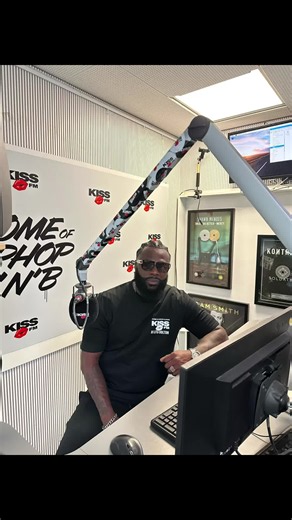 Big Shoutout To Everyone That Tuned In Last Friday To My Radio MixShow On 98.8 💋 KIss Fm The Beat Of Berlin🔥🔥 #DjLitoBolton #OpenformatDj #OfficiallKissFmBerlinDj #TVShowDj #Worldwide