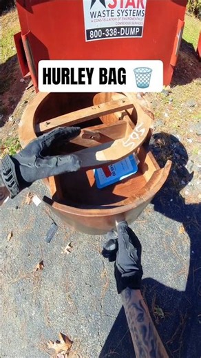 I found a Hurley bag and furniture dumpster diving! #dumpsterdiving #Hurley