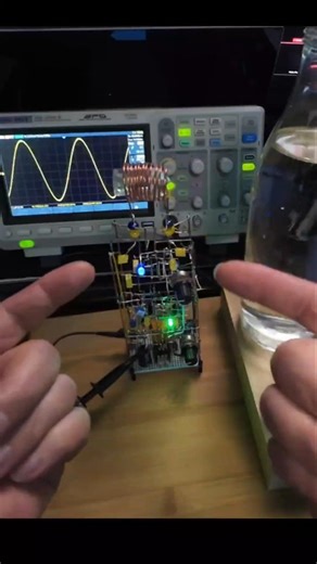 Fluid Schumann Frequency 7.83 Hz Generator: Let's Drink The Future