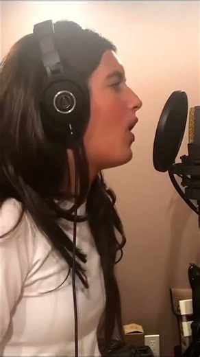 Angelina Jordan: What a powerful voice 😍 #angelinajordan #reaction #new #viral #fyp #trending #love
