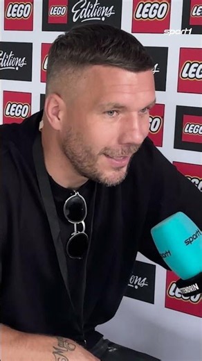 Lukas Podolski kein Hardcore-WM-Zuschauer? 🤯😅 #shorts