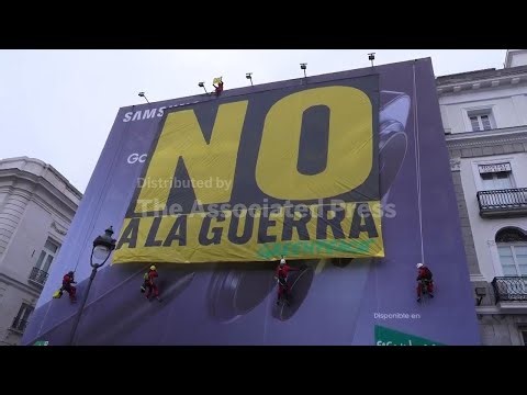 Greenpeace stages "No to war" protest in Madrid