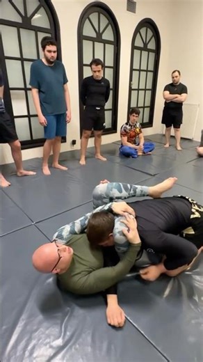 How to Lock the Perfect Triangle Choke