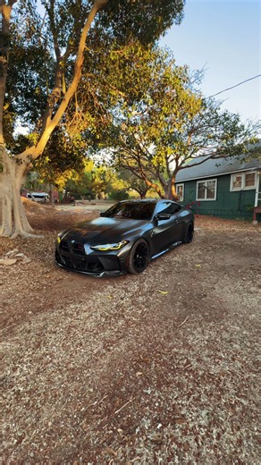 BMW M4 | Quick clip of BMW styling
