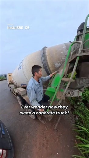 Ever wonder how they clean a concrete truck? | Insta360 X5