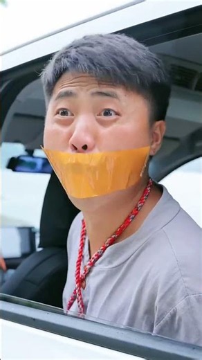 Kidnapped Passenger Makes a Daring Escape! 😱 | Unexpected Twist #Shorts