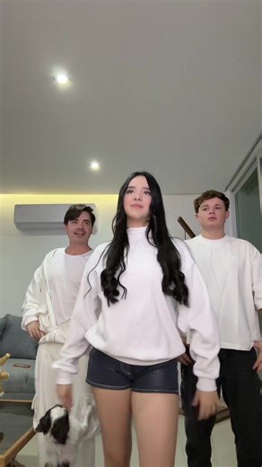 Descubre a Sofía Roberta Vela y su Mundo