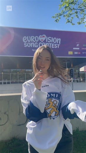 Sinikka Monte reports from outside the Eurovision arena and sends good luck wishes to Linda & Pete
