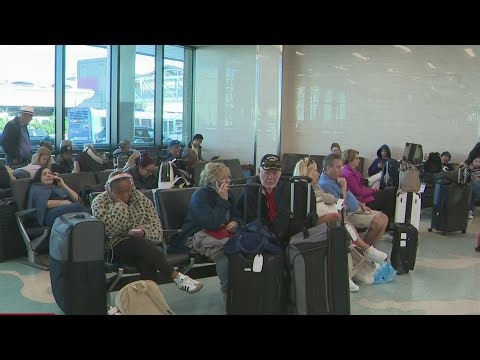 Venezuela airspace restrictions leave travelers stranded in South Florida