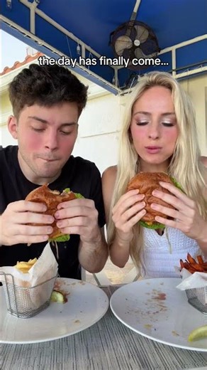 this didn’t go as planned… #nataliereynolds #couple #love #engagement #proposal