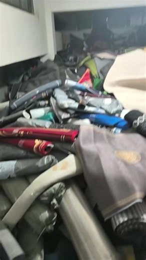 【地毯便宜处理】仓库现货几十吨，质量非常好，款式也非常多……能做的老板联系……[Capely dispose of carpets] Dozens of tons in stock in the warehouse, the quality is very good, and there are also many styles... If you can do it, please cont