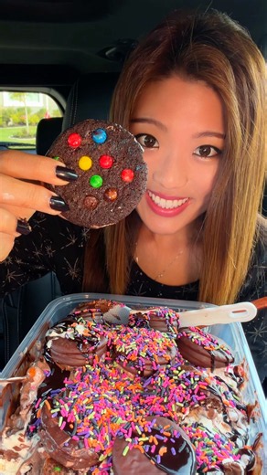 When Asian mom lets you eat only one scoop of ice cream #food #eating #chocolate