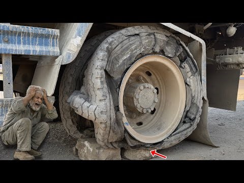 Massive Truck Tyre Burst Under Heavy Load – Emergency Roadside Repair