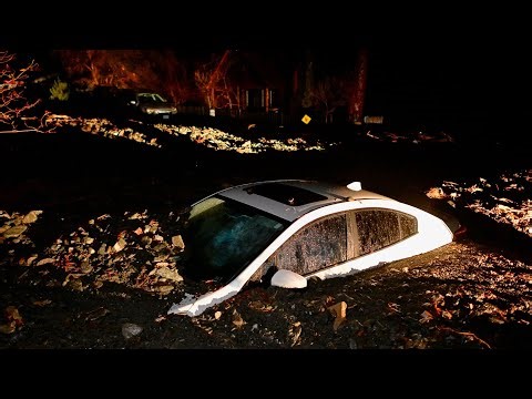 Como un pueblo fantasma luce una zona de California tras ser evacuada | Noticias Telemundo