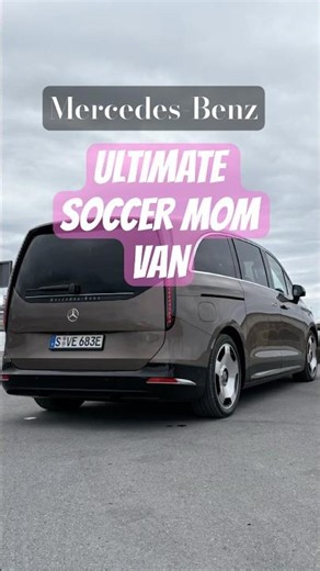 Mercedes’ new VLE luxury minivan is coming to Canada to spoil soccer moms! ⚽️🏆