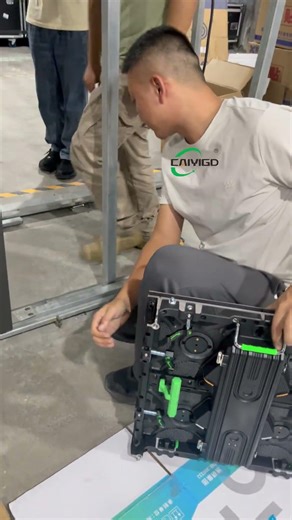 Fast LED Video Wall Setup: One-Person Installation Process #leddisplay #rentalleddisplay #shorts