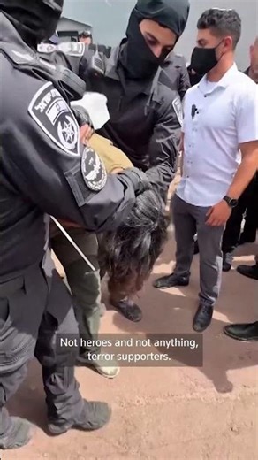 Israeli police appear to force Gaza flotilla activists to kneel with hands tied