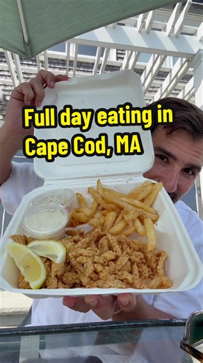 First day eating in CAPE COD! Homemade biscuit and jam, monster lobster roll, fried clam basket, lobster pizza and more!