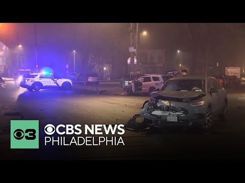 2 Philadelphia police officers taken to hospital after crash Wednesday morning