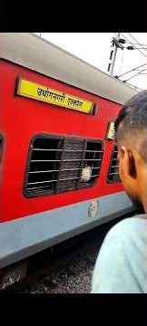 General Coach me Seat Kaise Milegi? Train Crossing & Live Journey Tips lko to ltt train vlogs