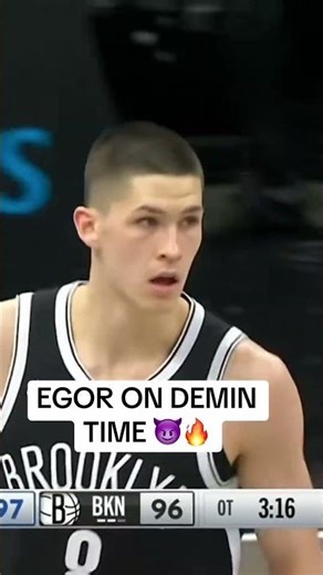 The rook was feeling himself tonight 🤧