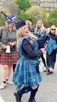 Eilish McColgan leads 2026 #Edinburgh Tartan parade #scotland with Clans & Pipe Bands #shorts