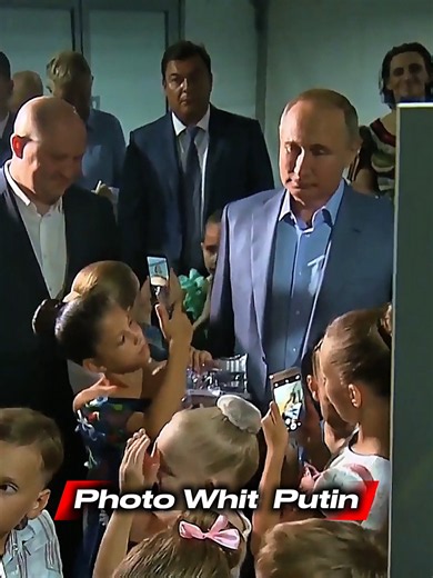 Everyone wants to take a picture with Putin #epic #putin #aura #russia
