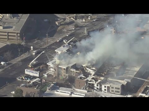 Crews continue to fight fire at Denver apartment building under construction