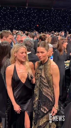 Two pretty best friends. 😍 Jessica Biel and Ali Larter pose together during the #CriticsChoice awards ceremony. #AwardsSeason | E! News